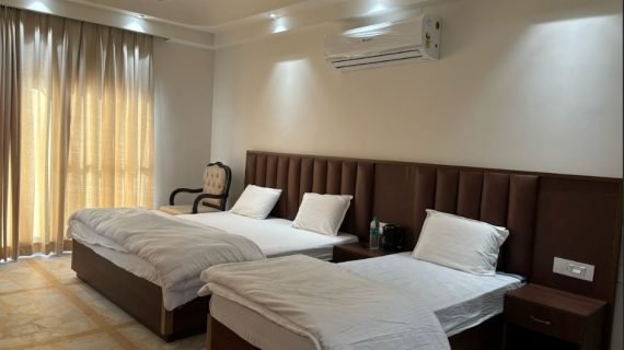 Triple_bed-1_7959_a27a960d-25bf-4af7-a5c3-a09179ef4e19