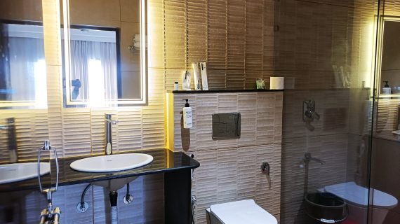 b2059e7e-55c3-4bd6-8ffe-7925c8feea02